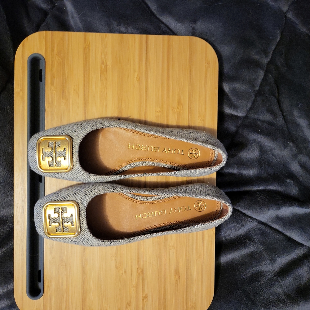 Tory Burch flats, sz 6, Grey/Beige Tweed with Gold Hardware
